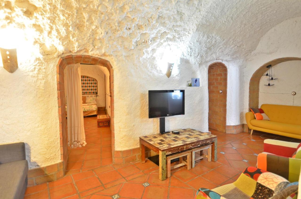 House&Cave Parking And Terrace, In The City Γρανάδα Εξωτερικό φωτογραφία